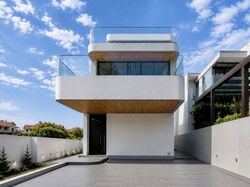 Grove Avenue (D10), Semi-Detached #555078851